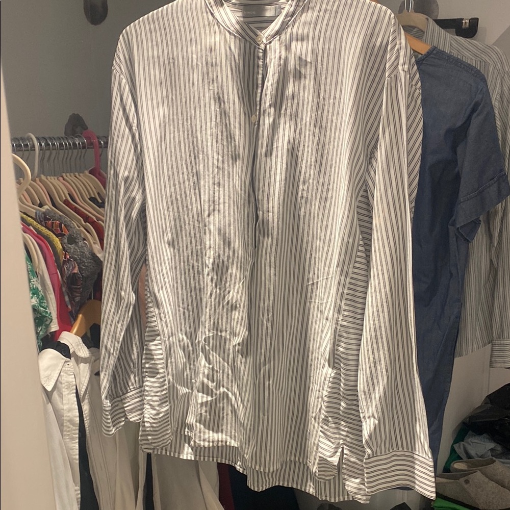 Vince Striped Button-Up Shirt women’s size medium excellent condition